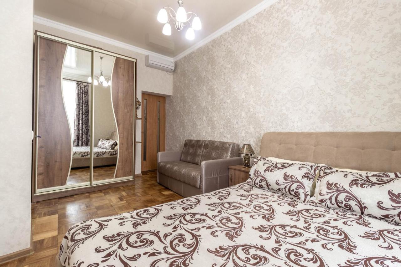 Apartments Near Rynok Square On Staroyevreyska And Fedorova Streets Lviv Kültér fotó